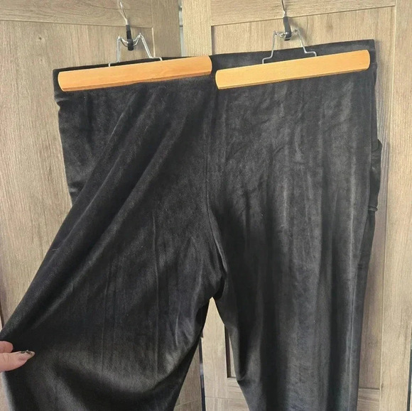 Women velour black casual yoga travel gym joggers - Picture 4 of 12